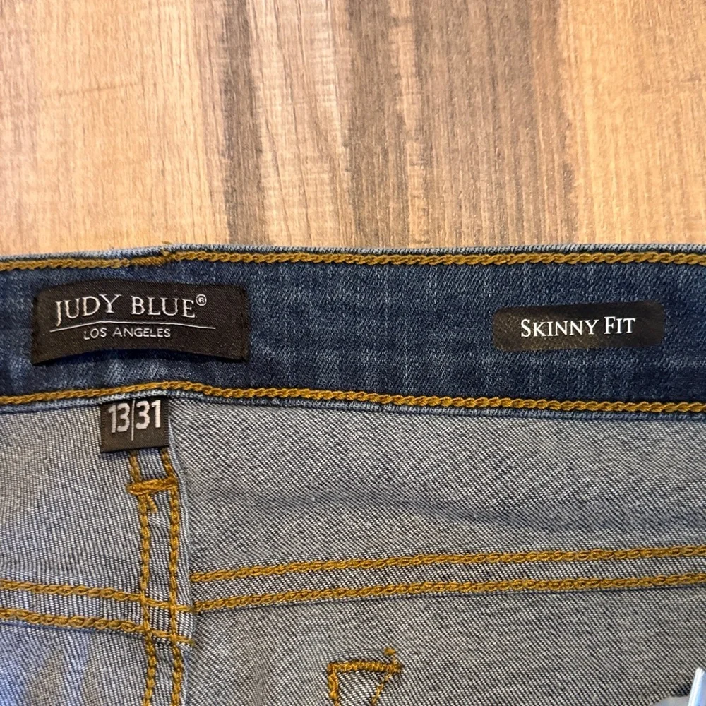 Judy Blue Distressed Skinny Jeans - Blue - Picture 4 of 7
